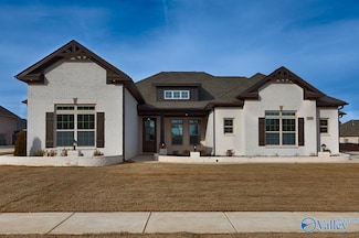13847 Goff Dr, Athens, AL 35611