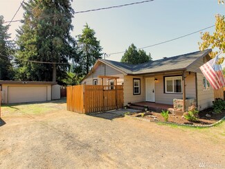 3915 E 18th St, Vancouver, WA 98661