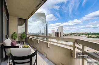 14 Greenway Plaza Unit 19P, Houston, TX 77046
