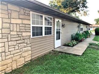 1826 Adams Ln Unit 3, Zanesville, OH 43701
