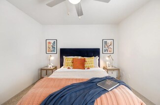 11715 S Glen Dr Unit 501-1, Houston, TX 77099
