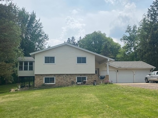 1550 181st Ave NW, Cedar, MN 55011