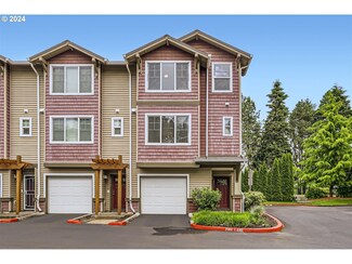 10511 NE Cedar Falls Loop, Hillsboro, OR 97006