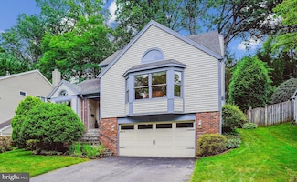 9505 Columbia Blvd, Silver Spring, MD 20910