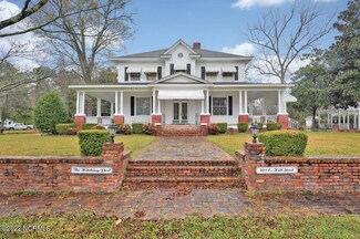 503 E Hill St, Warsaw, NC 28398