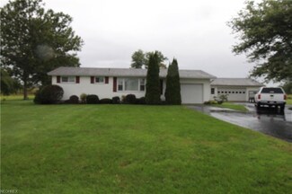 8696 Akron Rd, Marshallville, OH 44645