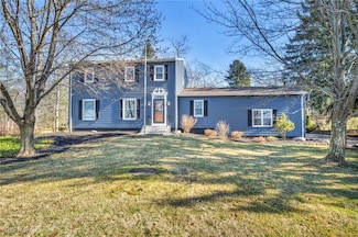 10971 Auburn Rd, Chardon, OH 44024