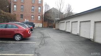 4496 Maryland Ave Unit B, Saint Louis, MO 63108