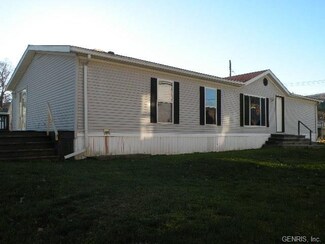 7 Elm St, Canisteo, NY 14823