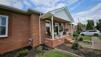 8044 Pleasant Hill Rd, Cross Plains, TN 37049