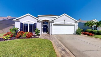 29509 Morningmist Dr, Wesley Chapel, FL 33543