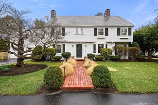 51 Fairlee Rd, Waban, MA 02468