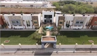 2210 E 1st St, Mission, TX 78572