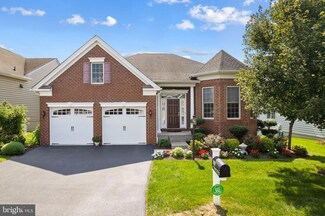 2216 Cooper Dr, Schwenksville, PA 19473
