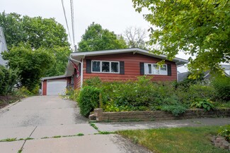 144 Franklin Ave, Aurora, IL 60506