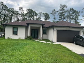 4143 2nd Ave NE, Naples, FL 34120