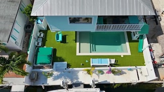 19 Avenue D, Key Largo, FL 33037