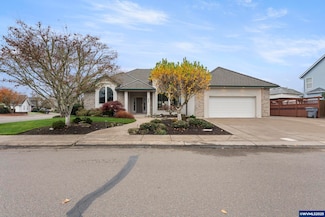2680 E Mountain View Dr SE, Albany, OR 97322