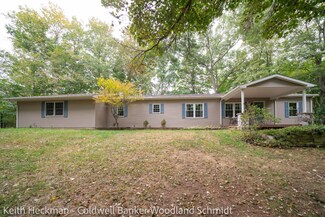 24877 38th Ave, Mattawan, MI 49071