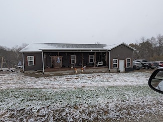 240 Walnut Ln, Grayson, KY 41143