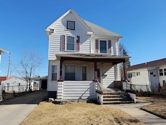 609 Baltimore St, Waterloo, IA 50702