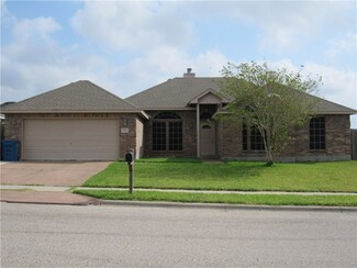 101 Collins, Odem, TX 78370