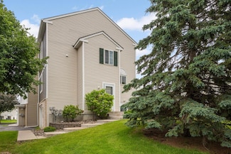 15524 Float Ln Unit 133, Saint Paul, MN 55124