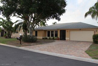 6695 Wakefield Dr, Fort Myers, FL 33966