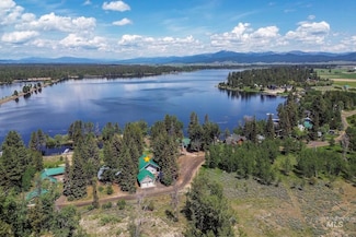 136 Paradise Ln, Donnelly, ID 83615