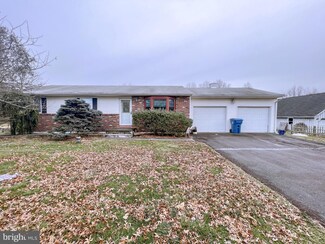 403 E Paletown Rd, Quakertown, PA 18951