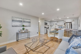 1720 Halford Ave Unit 124, Santa Clara, CA 95051