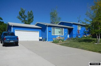 900 S 14th St, Thermopolis, WY 82443