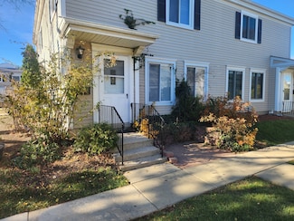 1597 Cove Dr Unit 185C, Prospect Heights, IL 60070