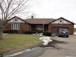 2628 Lyntz Townline Rd SW, Warren, OH 44481