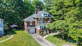 2029 Riverview Ct, Toledo, OH 43614