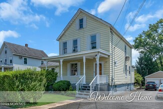 730 Nassau St, North Brunswick, NJ 08902