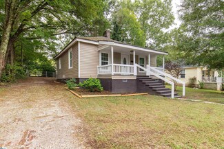 109 Linden St, Clover, SC 29710
