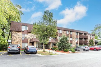 940 E Old Willow Rd Unit 203, Prospect Heights, IL 60070
