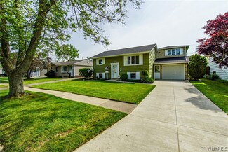 63 Mayberry Dr W, Buffalo, NY 14227