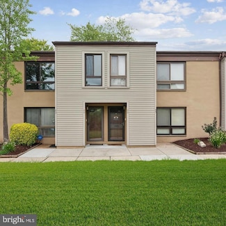 44 Ashley Ct, Marlton, NJ 08053