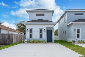 430 NW 13th Ave, Boynton Beach, FL 33435