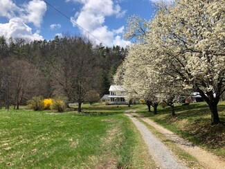 5506 Old Anthony Creek Rd, White Sulphur Springs, WV 24986