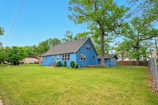 113 Chaffee Dr, Hiawatha, IA 52233