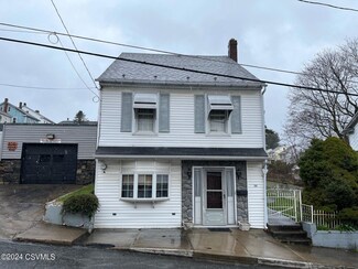 38 Sherman St, Coal Township, PA 17866