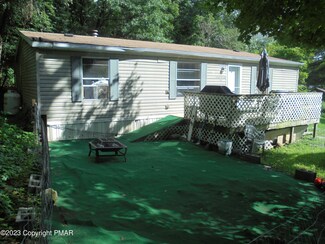 4001 Mountain Vista Rd, Stroudsburg, PA 18360