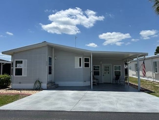 1013 W Virginia Dr, Sebring, FL 33870