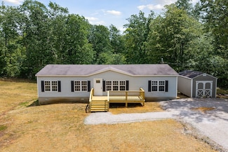 6424 Baker Mountain Rd, Spencer, TN 38585