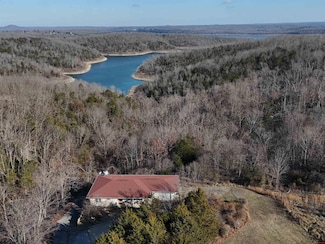 136 Lake Heights Dr, Mountain Home, AR 72653