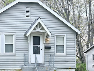 2831 Old Hanley Rd, Saint Louis, MO 63114