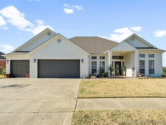 8304 N 101st East Ave, Owasso, OK 74055